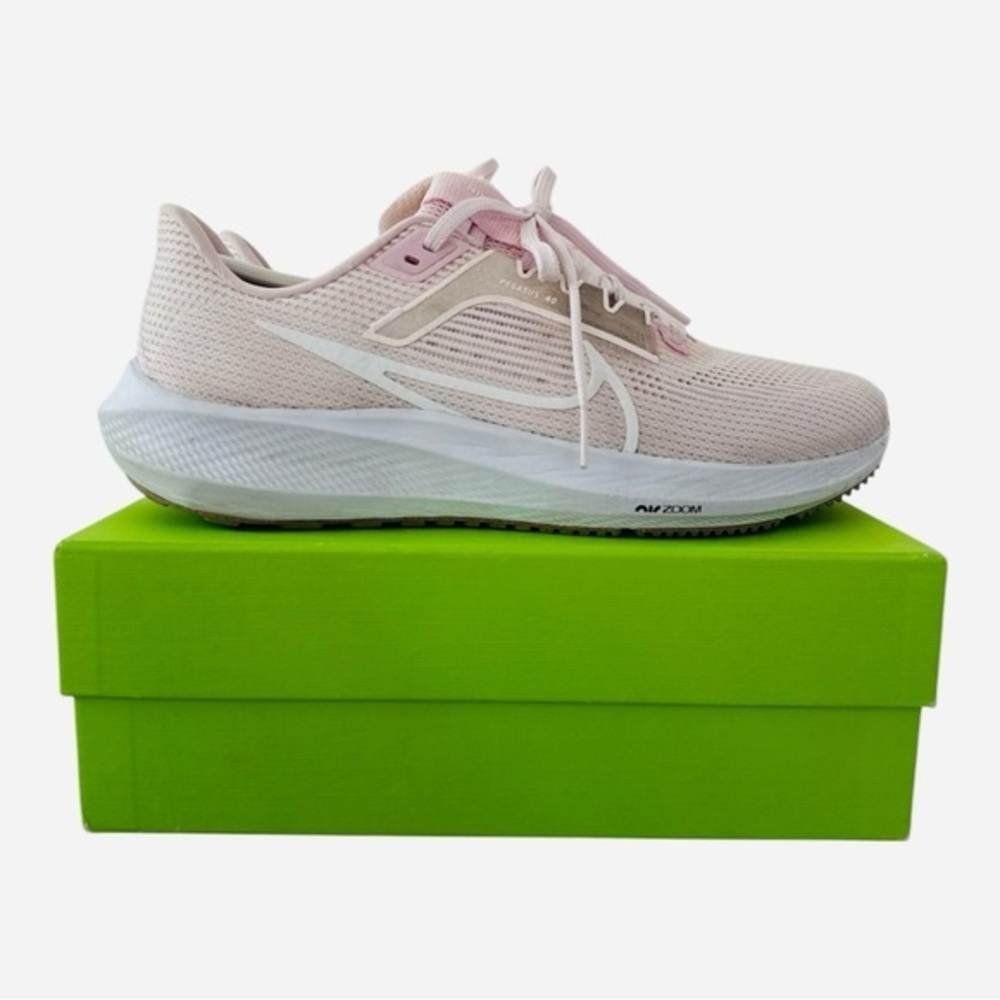 NIKE ZOOM PEGASUS 40 RUNNING SHOES PINK/WHITE DV3854-600 Women Size 10